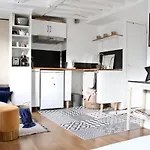 Studio Cocooning Near Marais